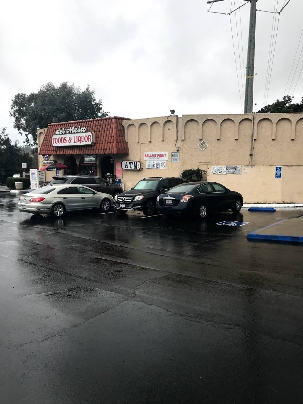 Kikos Seafood Lunch Truck | restaurant | 6090 Friars Rd, San Diego, CA 92108, USA | 6196230675 OR +1 619-623-0675