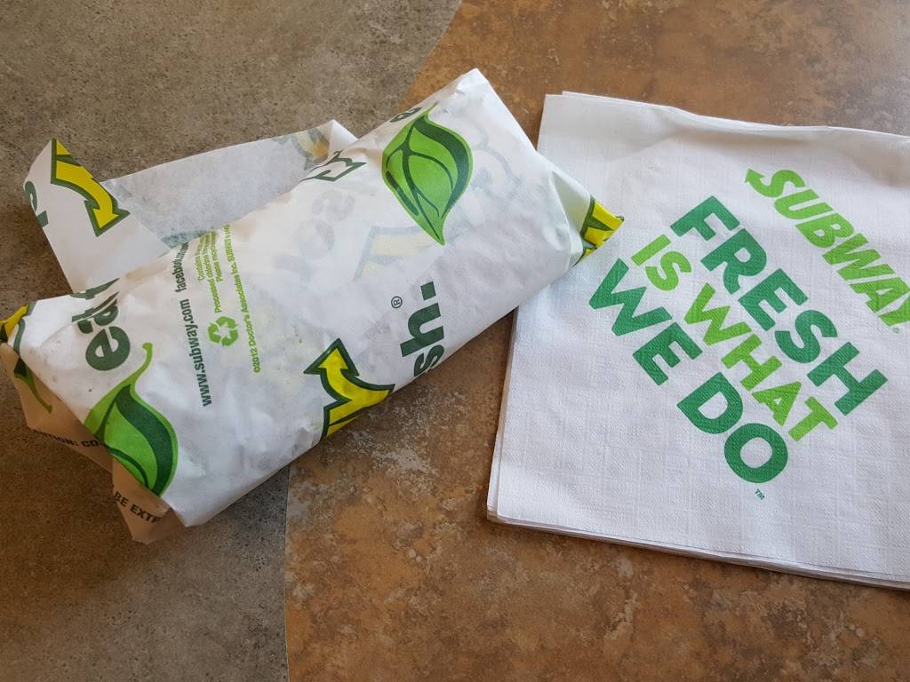 Subway | restaurant | 655 Tucker Rd, Tehachapi, CA 93561, USA | 6618237075 OR +1 661-823-7075