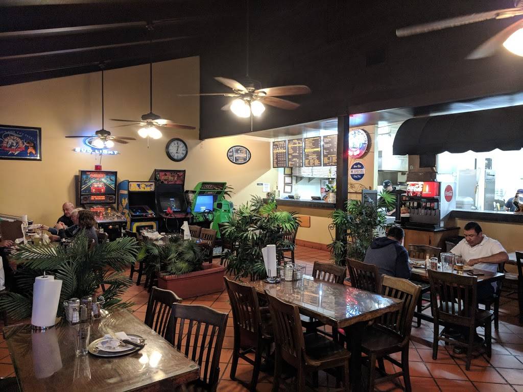 Ginos Pizza | restaurant | and F, 383 Ave Of The Flags UNIT E, Buellton, CA 93427, USA | 8056889442 OR +1 805-688-9442