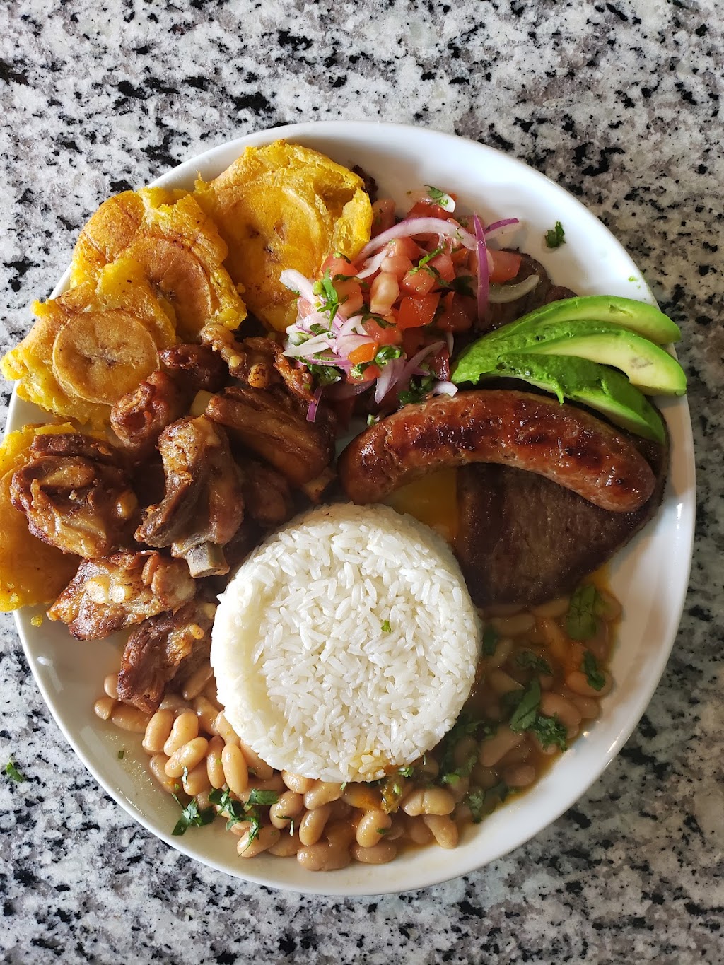 Riscomar Restaurant | restaurant | 2209 Fairview St, West Lawn, PA 19609, USA | 3472086562 OR +1 347-208-6562