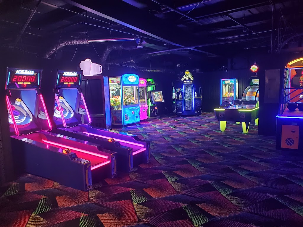 The Cherry Bowl | restaurant | 7171 Cherryvale N Blvd, Rockford, IL 61112, USA | 8153329595 OR +1 815-332-9595