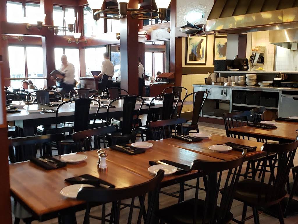 Pier Market | restaurant | Pier 39, San Francisco, CA 94133, USA | 4159897437 OR +1 415-989-7437