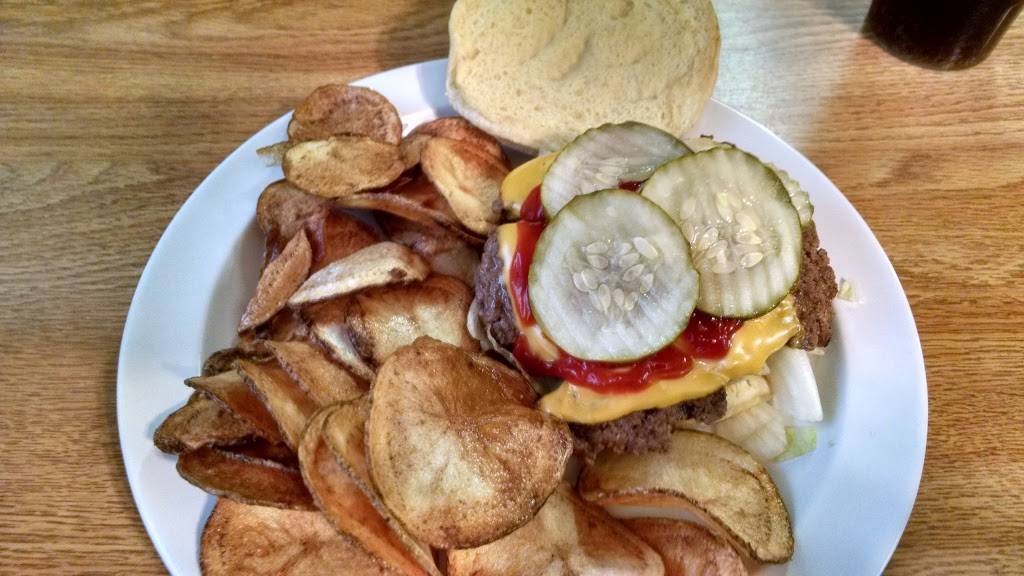 Candles Kitchen | restaurant | 13435 Ravenna Ave NE, Hartville, OH 44632, USA | 3309353000 OR +1 330-935-3000