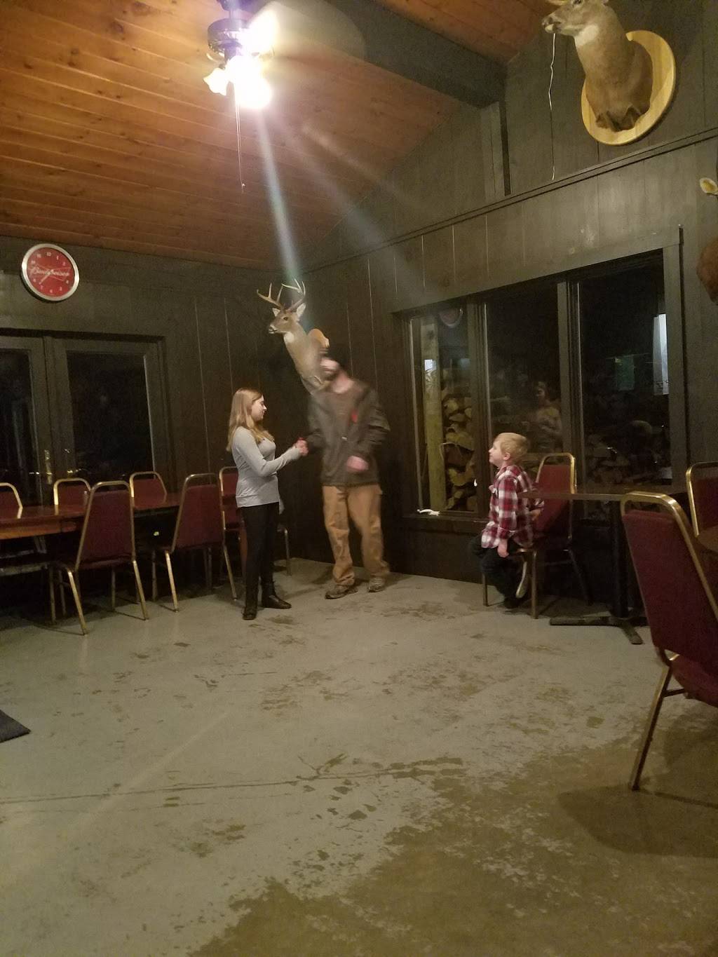 MJ Tuckers Pizza & Pub | restaurant | 61 S Main St, Sandisfield, MA 01255, USA | 4132584040 OR +1 413-258-4040