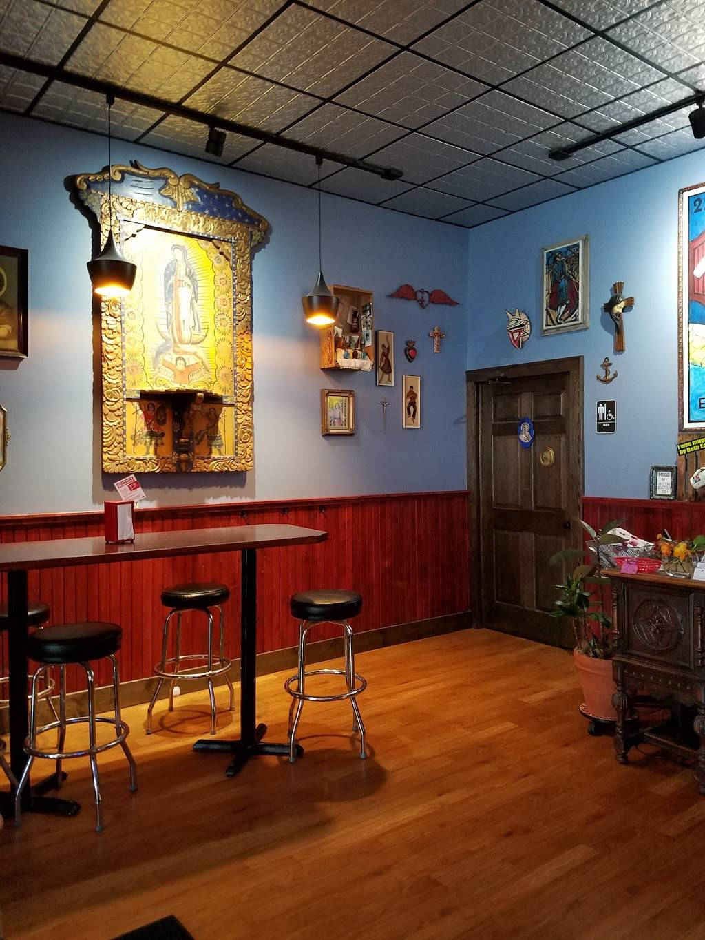 Café Corazón | restaurant | 2394 S Kinnickinnic Ave, Milwaukee, WI 53207, USA | 4145442774 OR +1 414-544-2774