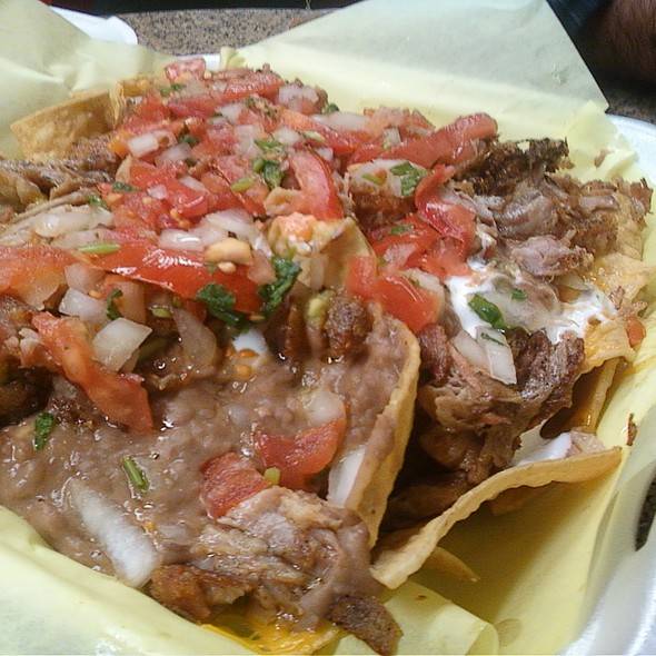 Los Victors | restaurant | 229 E Foothill Blvd, Monrovia, CA 91016, USA | 6263865164 OR +1 626-386-5164