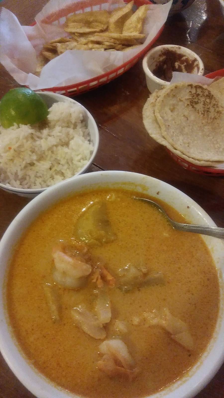 Antojitos Hondurenos Restaurant | restaurant | 1718 S 1st St B, Garland, TX 75040, USA | 9722124528 OR +1 972-212-4528