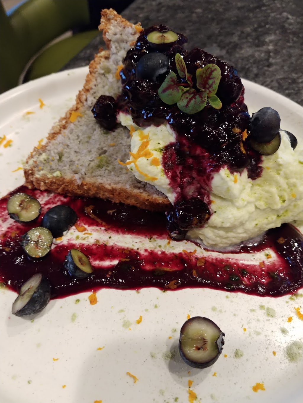 The Phoenix Kitchen & Cocktails | restaurant | 15905 S Bell Rd, Homer Glen, IL 60491, USA | 7084009971 OR +1 708-400-9971