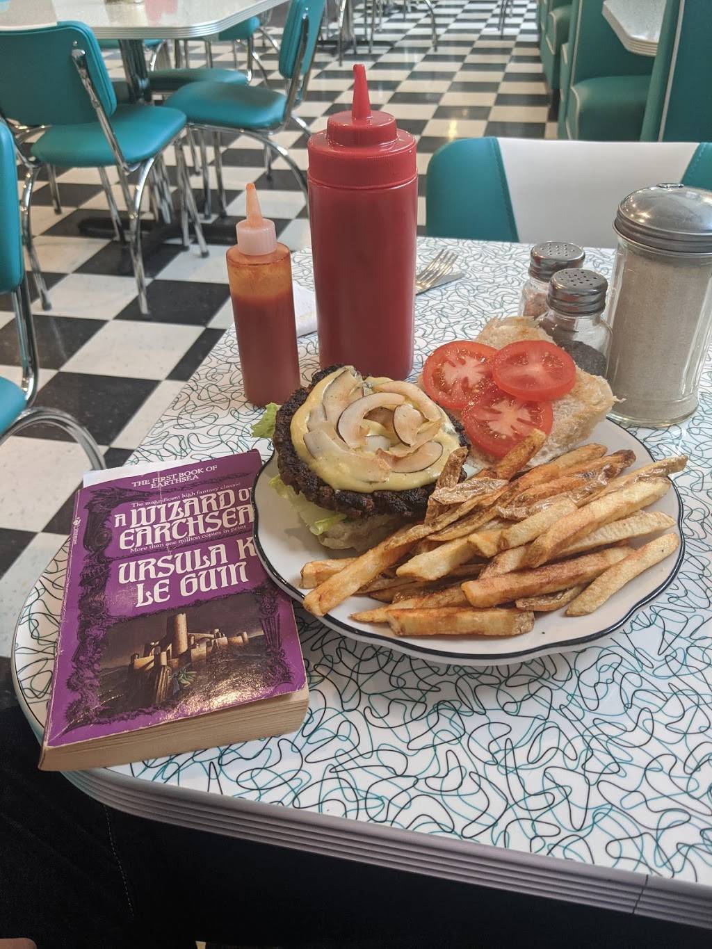 Angelhearts Diner | restaurant | 401 E State St, Ithaca, NY 14850, USA | 6073194205 OR +1 607-319-4205