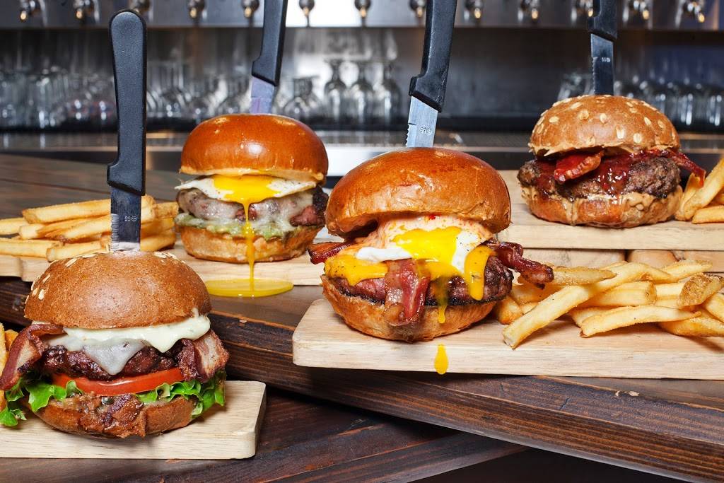 Slaters 50/50 | restaurant | 61 N Raymond Ave, Pasadena, CA 91103, USA | 6267659700 OR +1 626-765-9700