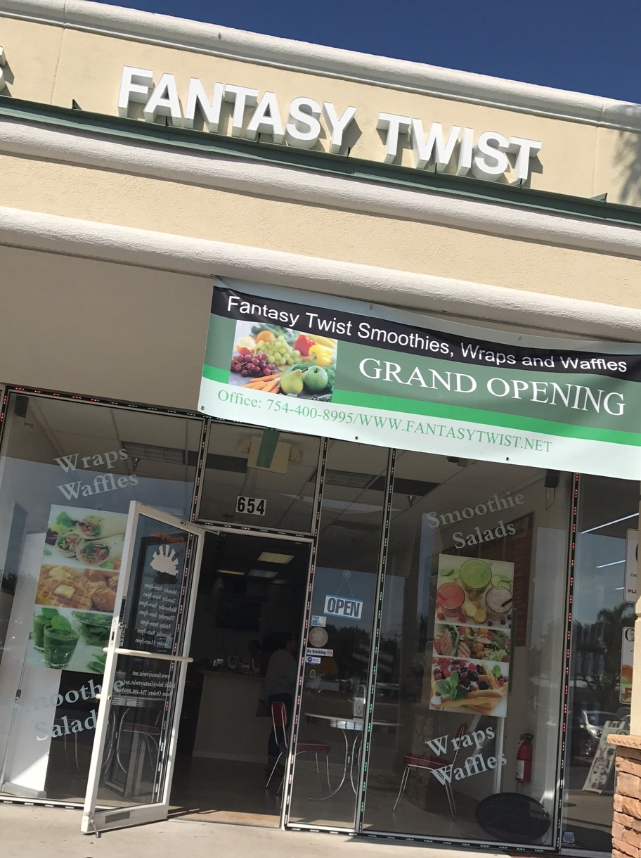 Fantasy Twist Chicken, Waffles, Smoothies, Wraps and Salads | restaurant | 654 N University Dr, Pembroke Pines, FL 33024, USA | 7544008995 OR +1 754-400-8995