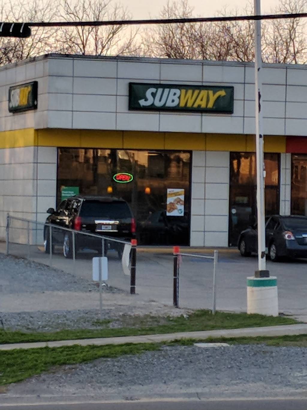 Subway | restaurant | 538 Oak St, Eastman, GA 31023, USA | 4783743526 OR +1 478-374-3526