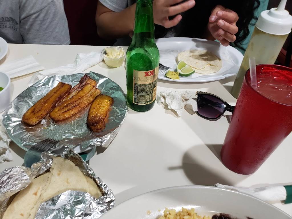 Variedades El Quetzal | restaurant | 3935 Gallatin Pike, Nashville, TN 37216, USA | 6157100843 OR +1 615-710-0843