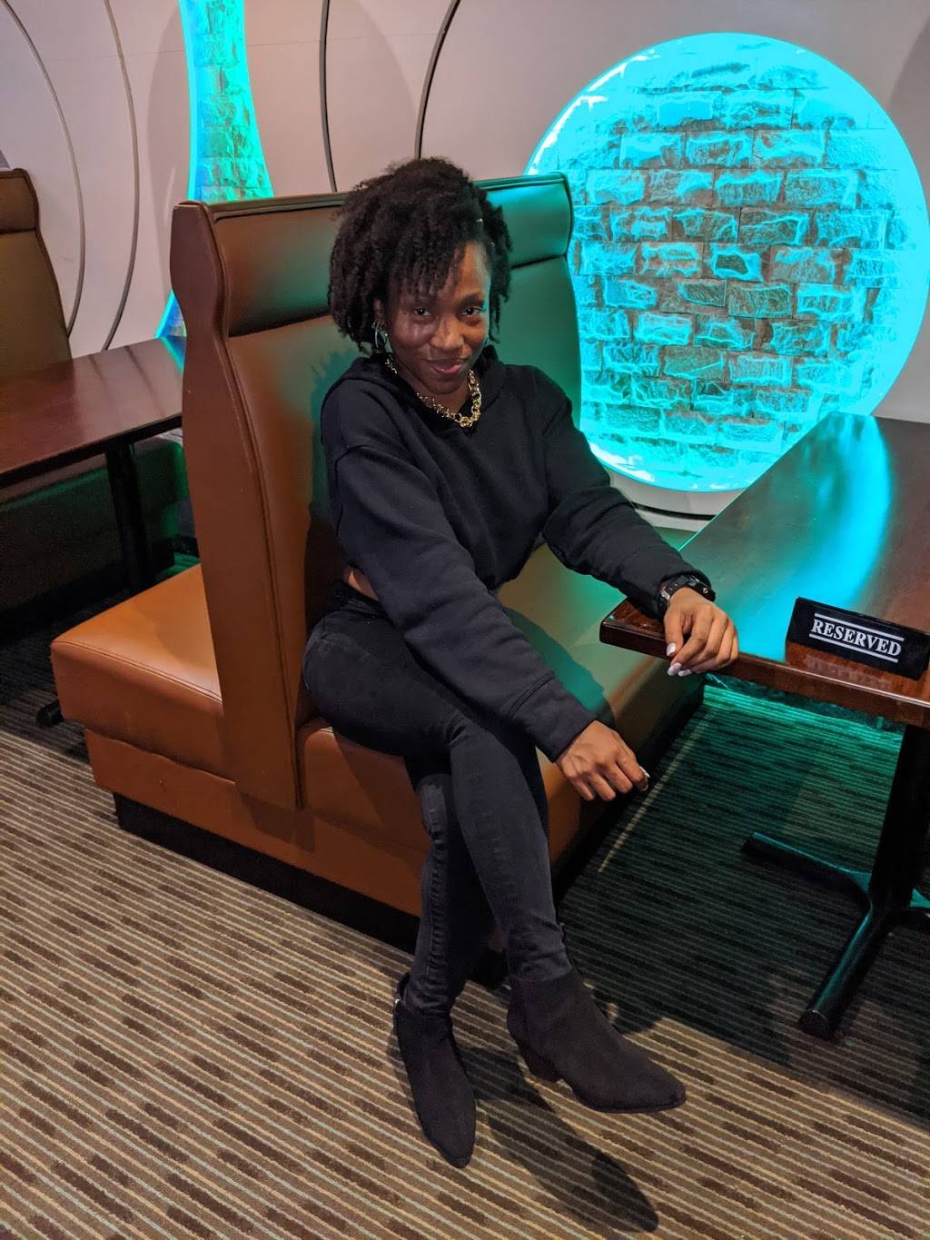 Vibez Restaurant & Lounge | restaurant | 2611 Ashley Phosphate Rd, North Charleston, SC 29418, USA | 8433302737 OR +1 843-330-2737