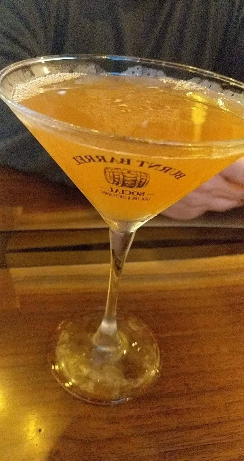 Burnt Barrel Social | restaurant | 508 Center Pkwy suite a, Yorkville, IL 60560, USA | 6308829116 OR +1 630-882-9116