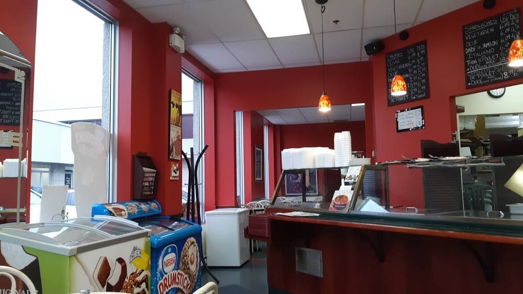 Café Eclipse | restaurant | 4700 Rue de la Savane, Montréal, QC H4P 1T7, Canada | 5147365108 OR +1 514-736-5108