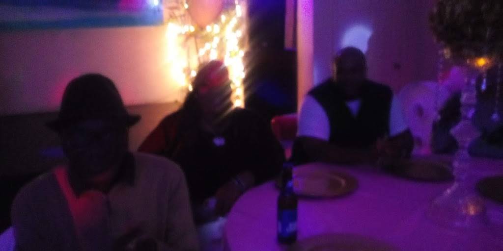 Island Flavor Bar And Grill | restaurant | 10711 Chef Menteur Hwy, New Orleans, LA 70127, USA | 5042468537 OR +1 504-246-8537