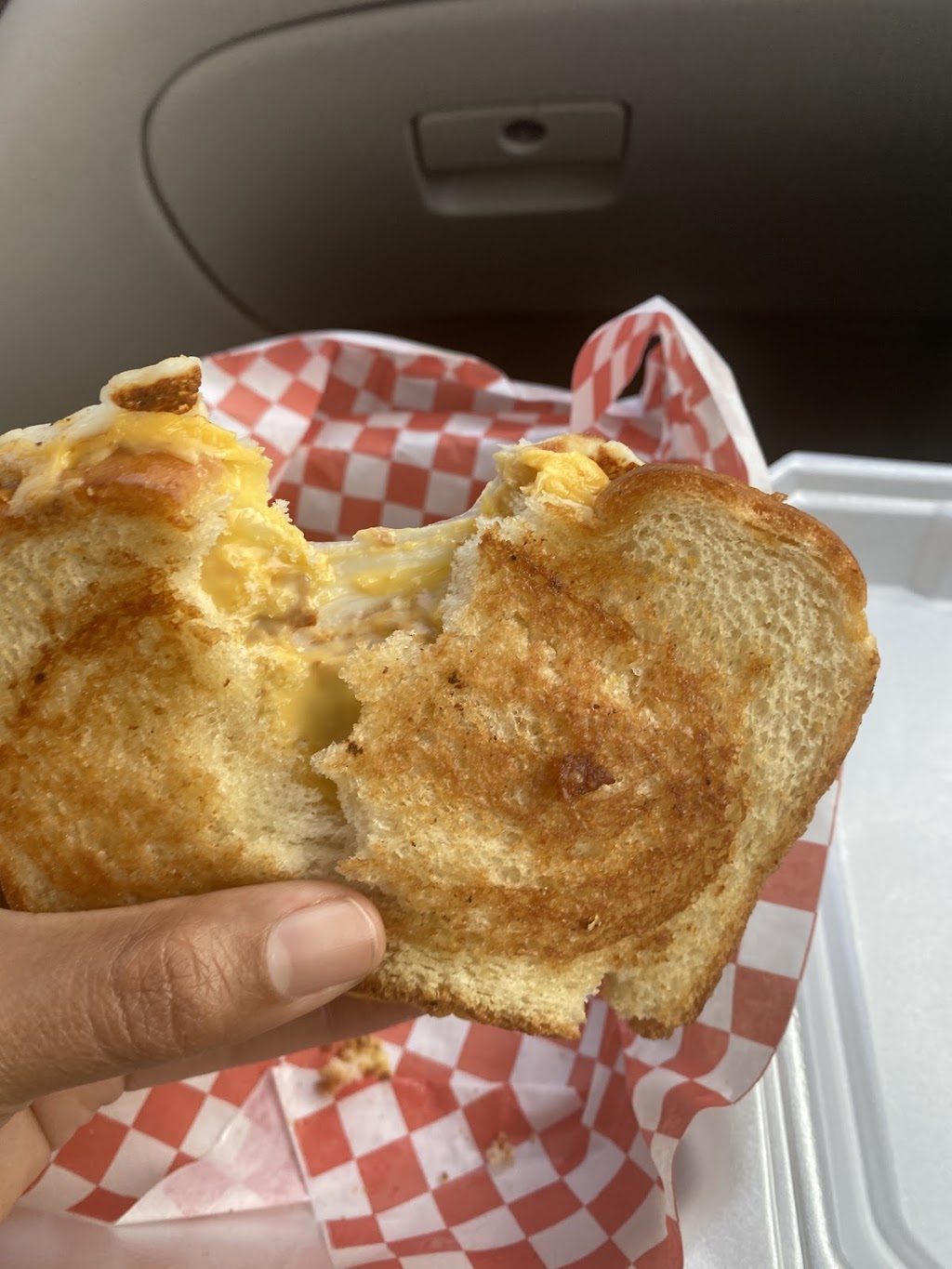 Melt 502 | restaurant | 812 Lyndon Ln suite 106, Lyndon, KY 40222, USA | 5025948570 OR +1 502-594-8570