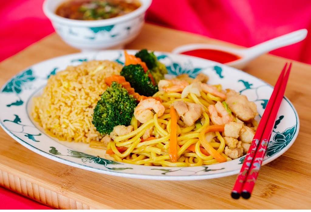 Chens Wok VIII | restaurant | 6255 Zebulon Rd Ste 230, Macon, GA 31210, USA | 4782547272 OR +1 478-254-7272