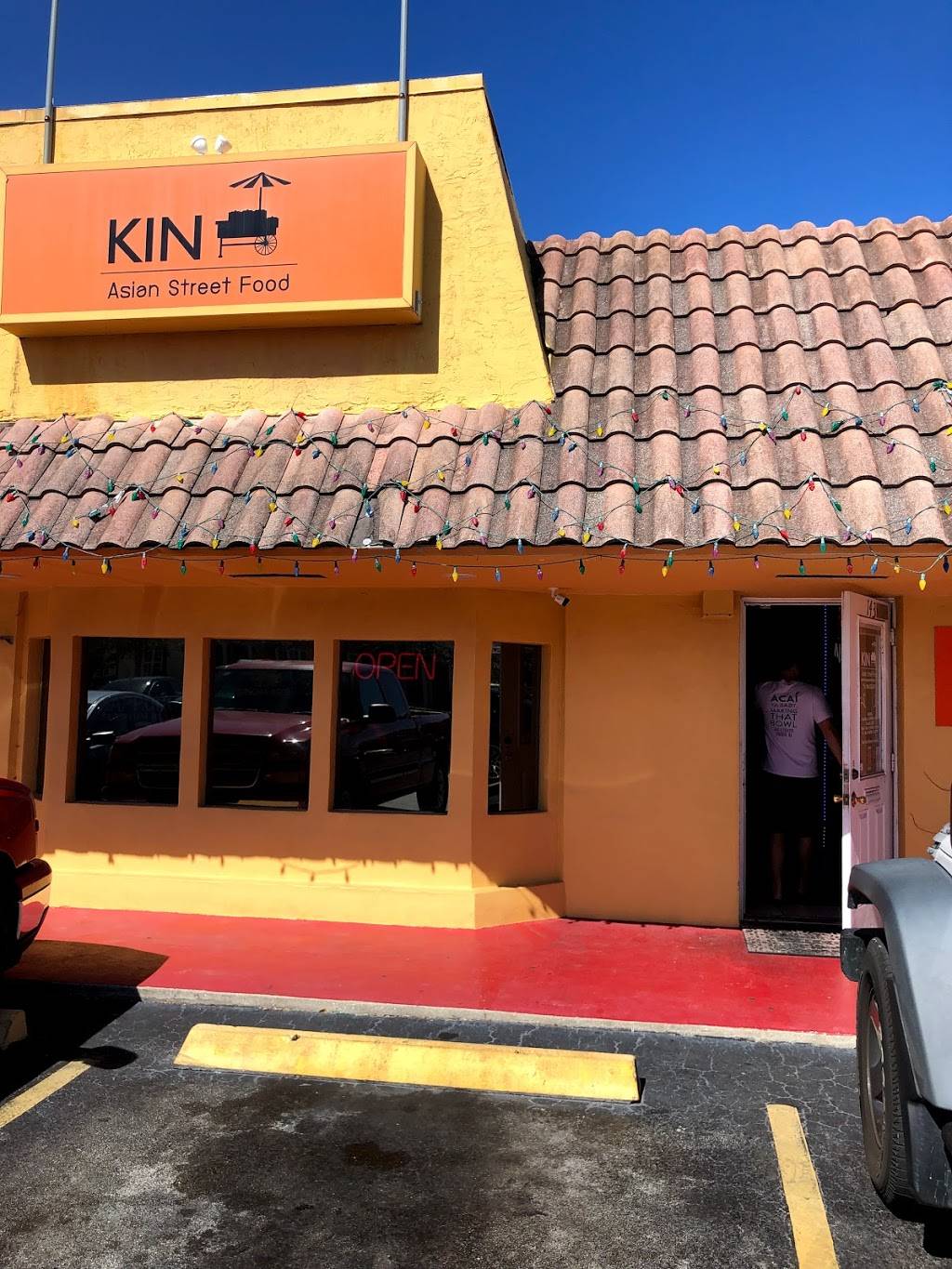 Kin Asian Street Food | restaurant | 143 SW 6th St, Pompano Beach, FL 33060, USA | 9545324567 OR +1 954-532-4567
