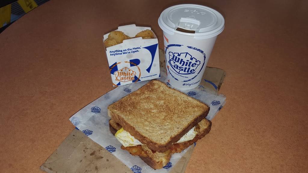White Castle | restaurant | 3457 S King Dr, Chicago, IL 60616, USA | 8008432728 OR +1 800-843-2728