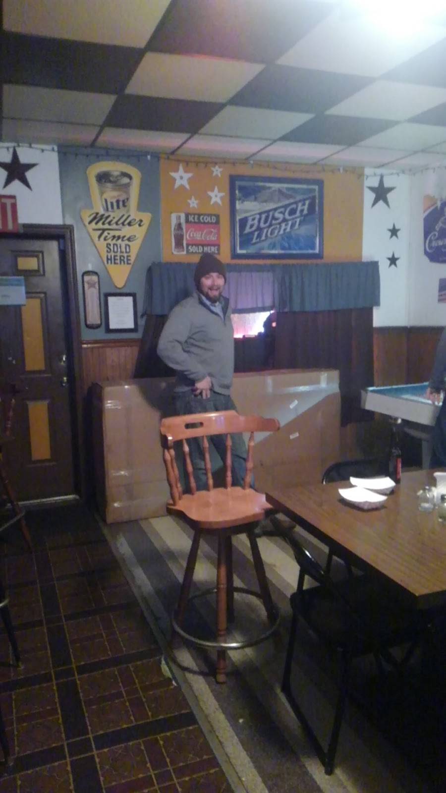 Bettys Rite Bank Bar and Grill | restaurant | 312 Main St, St David, IL 61563, USA | 3096681805 OR +1 309-668-1805