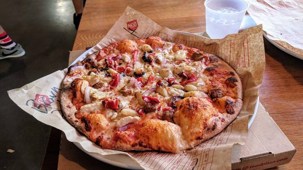 MOD Pizza | restaurant | 1112 NE Coronado Dr, Blue Springs, MO 64014, USA | 8164060963 OR +1 816-406-0963