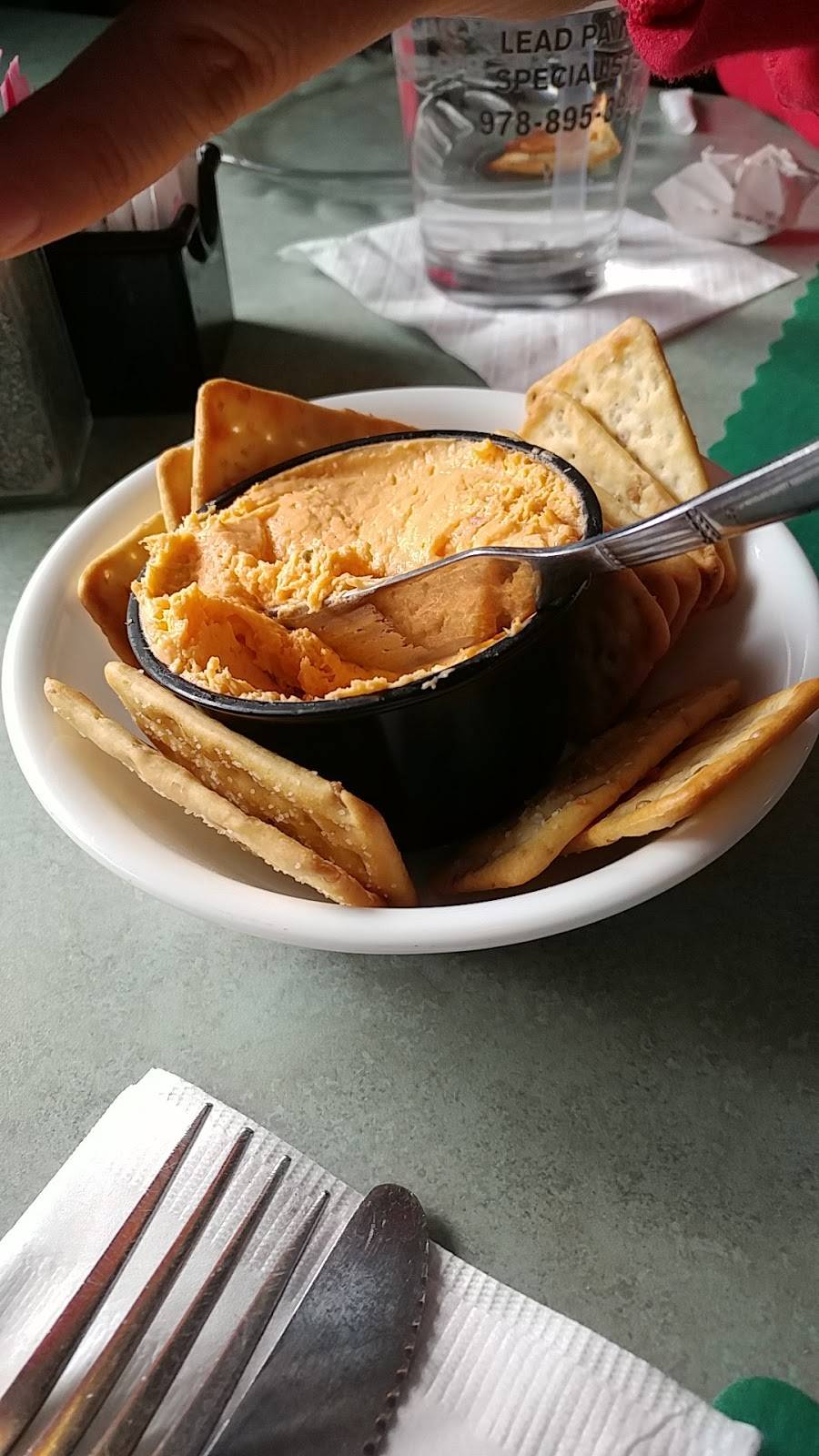 Carriage House Restaurant | restaurant | 660 Spring St, Winchendon, MA 01475, USA | 9782971089 OR +1 978-297-1089