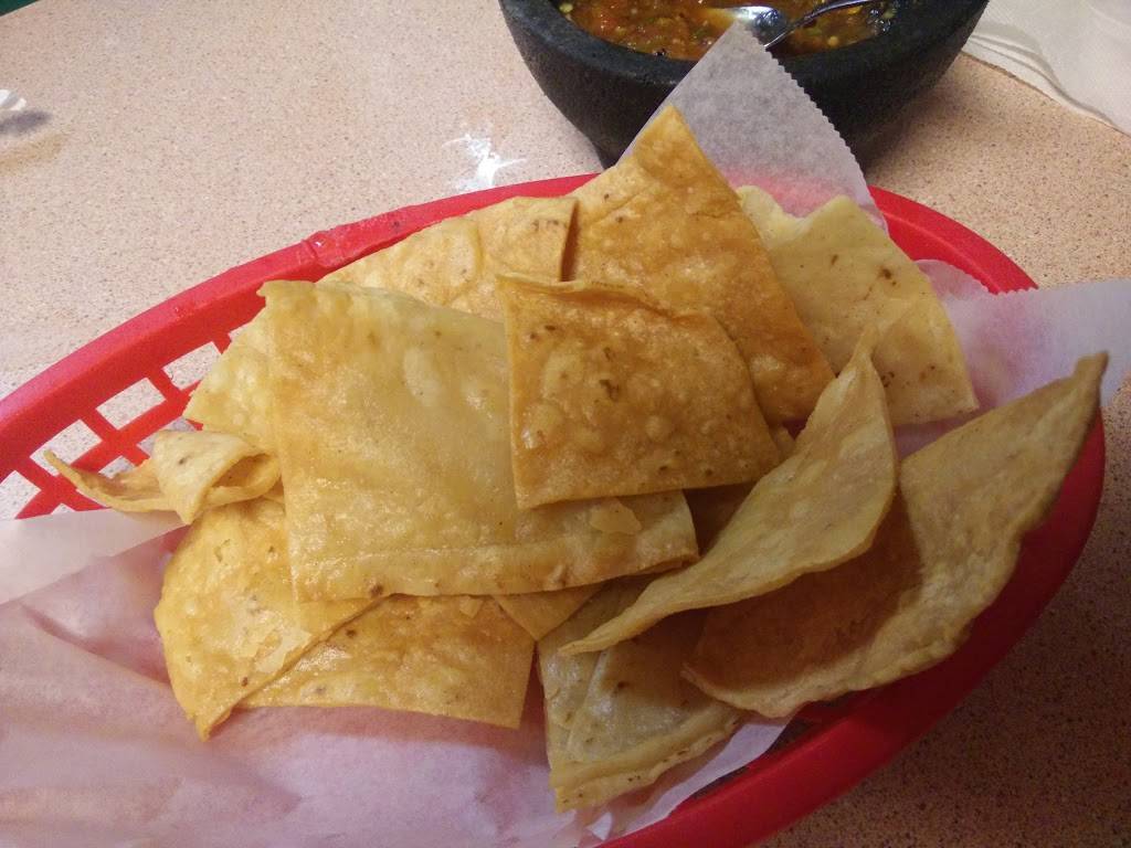 Panaderia La Mexicana | bakery | 527 S Orange Blossom Trail, Apopka, FL 32703, USA | 4078844599 OR +1 407-884-4599