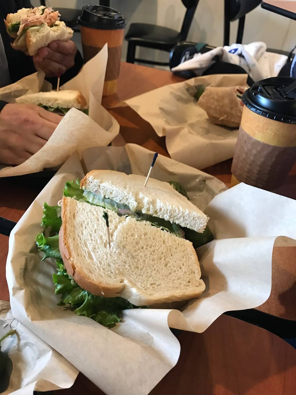 Sturbridge Coffee House | cafe | 407B Main St, Sturbridge, MA 01566, USA | 5083472288 OR +1 508-347-2288