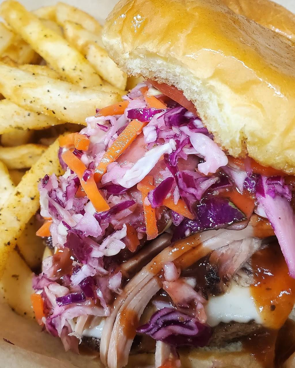 Legends Smokehouse & Grill | restaurant | 214 Tiny Town Rd, Clarksville, TN 37042, USA | 9313207095 OR +1 931-320-7095