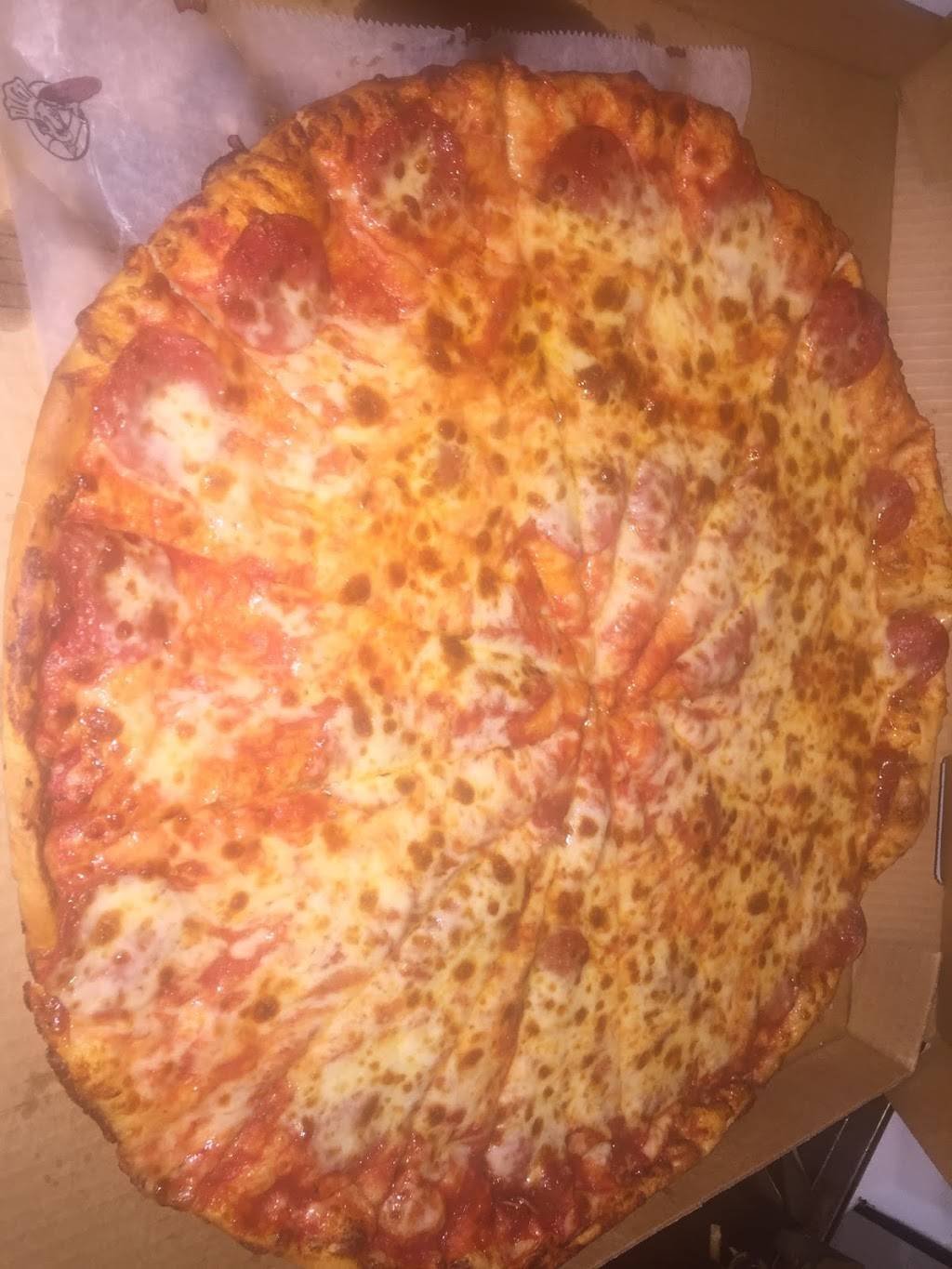 Cannonsburg Giovannis | restaurant | 1724 Cannonsburg Rd # 5, Ashland, KY 41102, USA | 6069280321 OR +1 606-928-0321