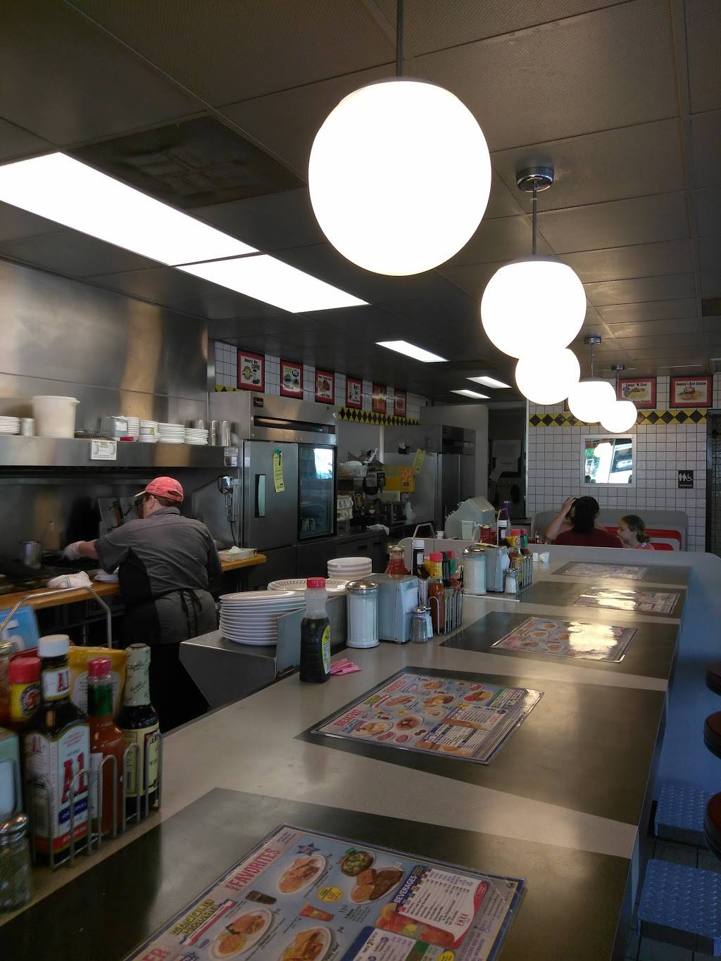 Waffle House | meal takeaway | 3949 Platt Springs Rd, West Columbia, SC 29170, USA | 8037552559 OR +1 803-755-2559