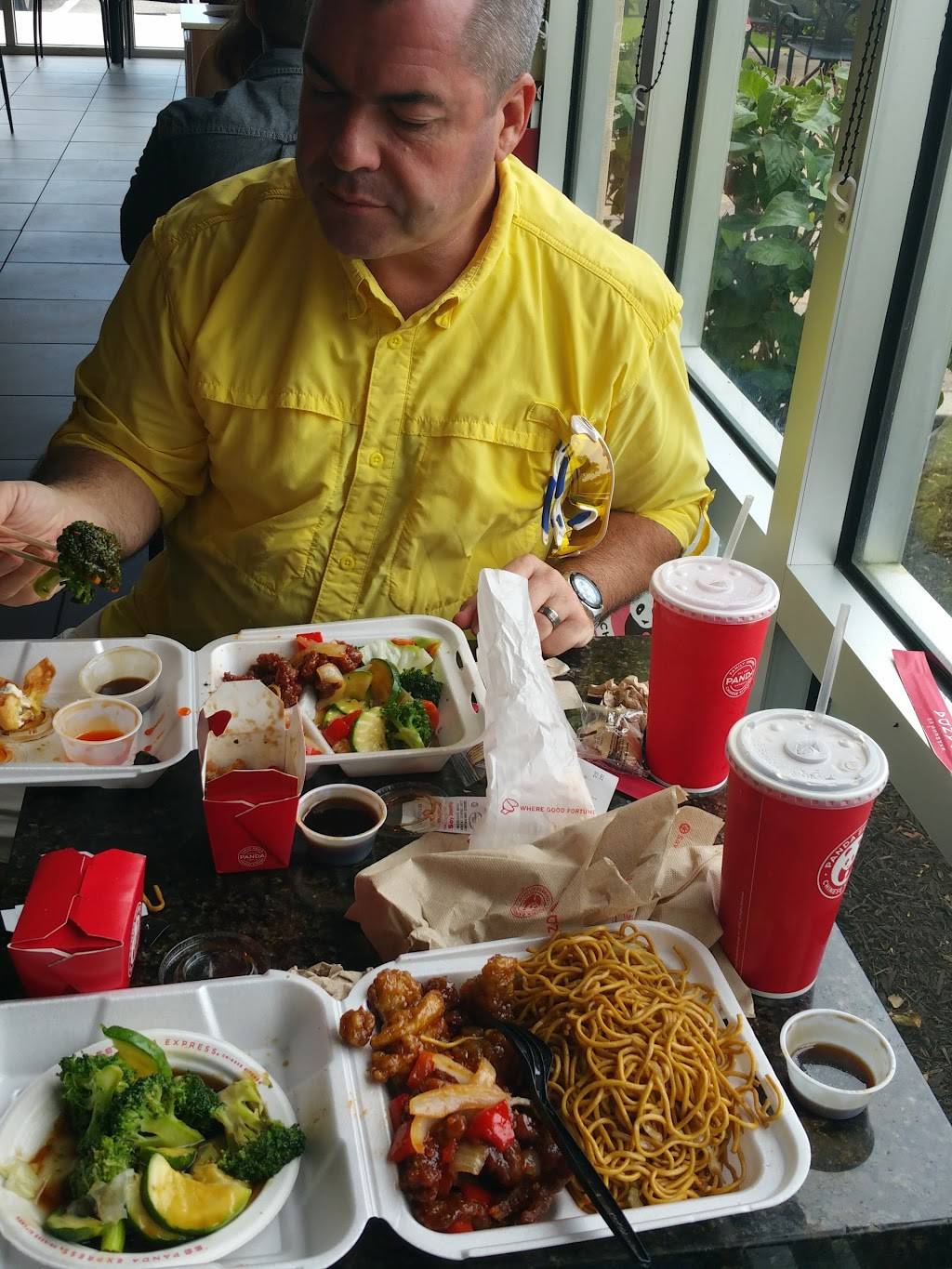 Panda Express | meal takeaway | 9330 6 Mile Cypress Pkwy, Fort Myers, FL 33912, USA | 2399390472 OR +1 239-939-0472