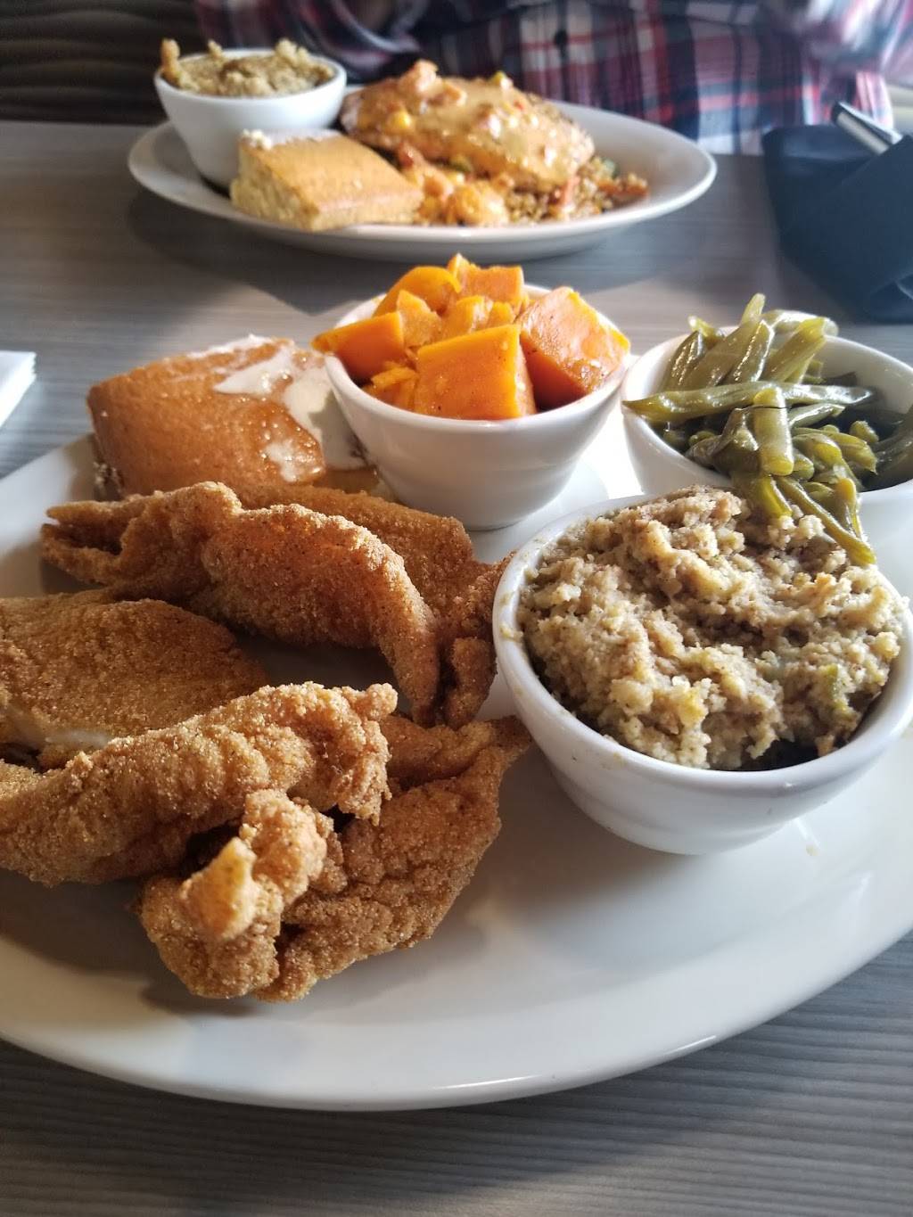 Sweet Magnolias | restaurant | 29221 Northwestern Hwy, Southfield, MI 48034, USA | 2482816641 OR +1 248-281-6641