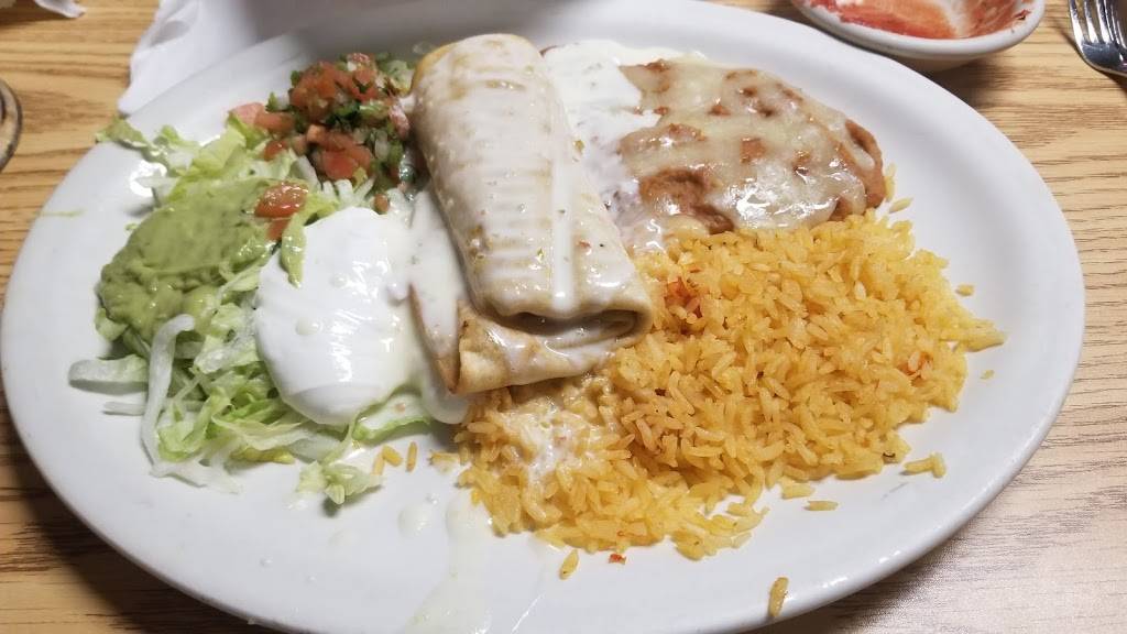 Playa Azul | restaurant | 701 E 30th Ave, Hutchinson, KS 67502, USA | 6206637004 OR +1 620-663-7004