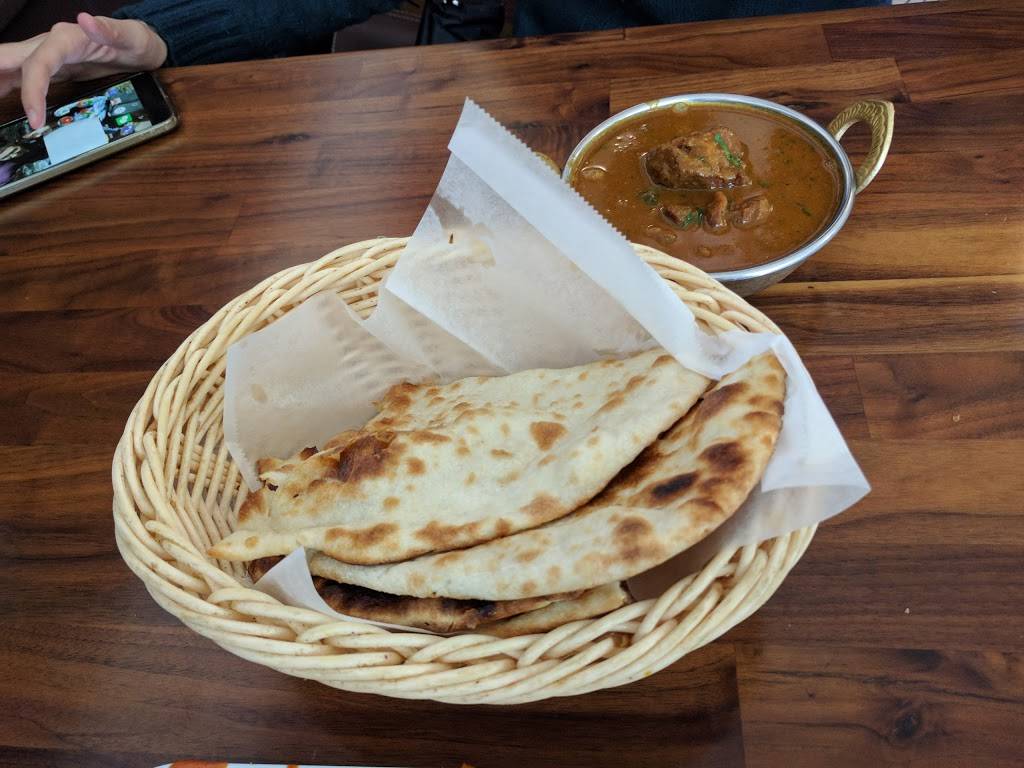 Naan & Curry | restaurant | 375 Saratoga Ave e, San Jose, CA 95129, USA | 4082431557 OR +1 408-243-1557