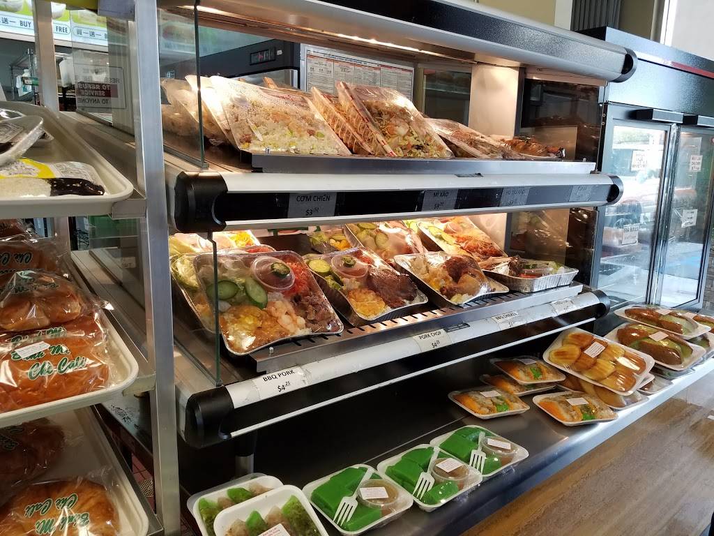 Banh Mi Che Cali BMC Pho | restaurant | 745 E Garvey Ave, Monterey Park, CA 91755, USA | 6262805528 OR +1 626-280-5528