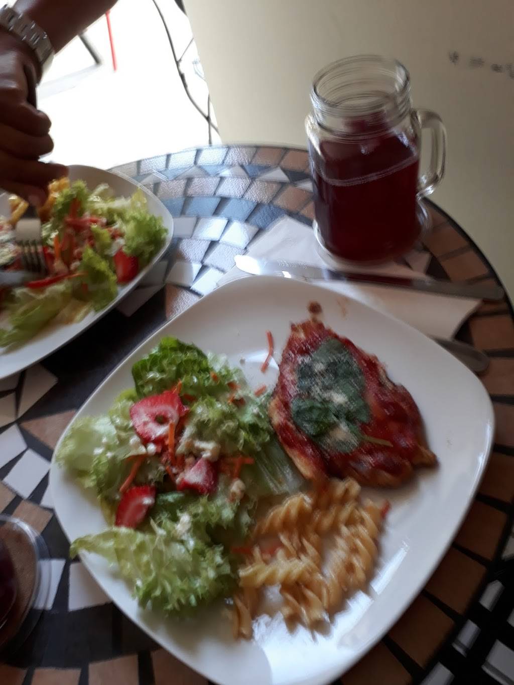 Festa Caffe | restaurant | José Clemente Orozco, Zona Urbana Rio Tijuana, 22010 Tijuana, B.C., Mexico | 016649766439 OR +52 664 976 6439