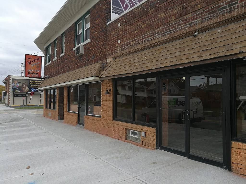 Ferris Shawarma | restaurant | 13507 Lakewood Heights Blvd, Cleveland, OH 44107, USA | 2162523354 OR +1 216-252-3354