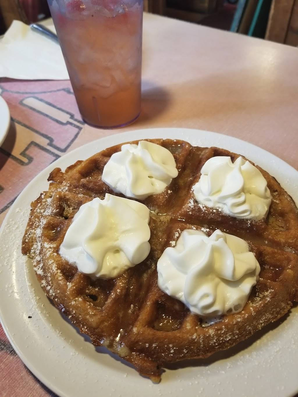 BBs Butchers Inn | restaurant | 1489 Winder St, Detroit, MI 48207, USA | 3138180200 OR +1 313-818-0200