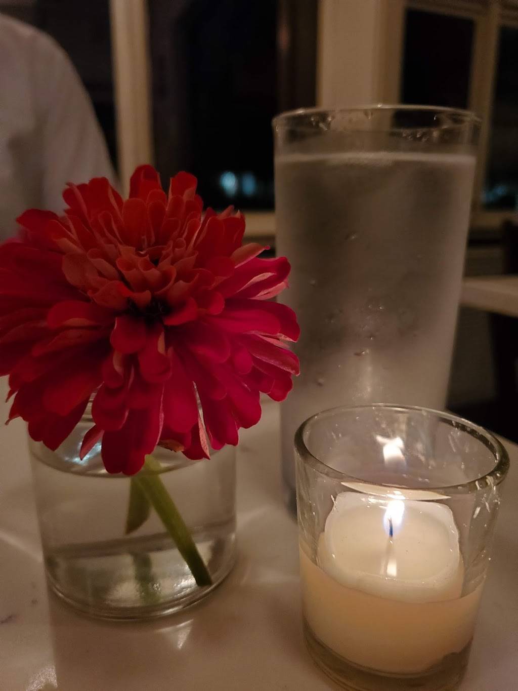 Lola | restaurant | 517 N New Hampshire St, Covington, LA 70433, USA | 9858924992 OR +1 985-892-4992