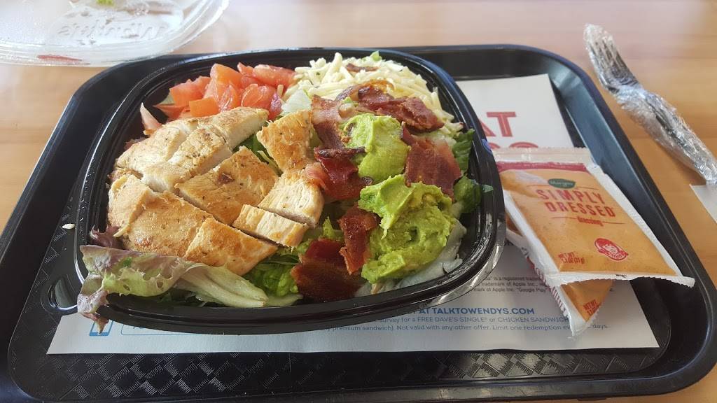 Wendys | restaurant | 711 12th St, Ashland, KY 41101, USA | 6063251020 OR +1 606-325-1020