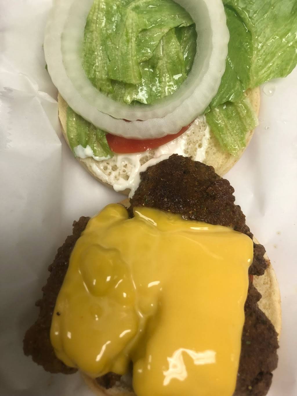 Byhalia Wings N Things | restaurant | 28 Chase St, Byhalia, MS 38611, USA | 6628385959 OR +1 662-838-5959