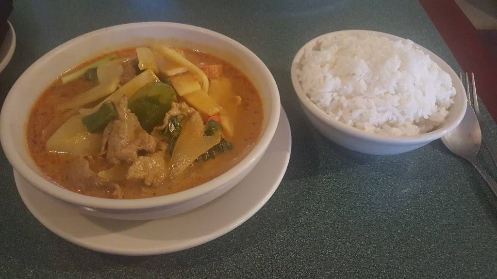 Moon Thai Restaurant | restaurant | 2218 NW 23rd St, Oklahoma City, OK 73107, USA | 4056010546 OR +1 405-601-0546