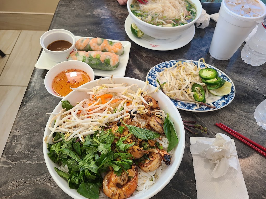 Pho Lien Hoa 2 - N. Penn | restaurant | 13120 N Pennsylvania Ave, Oklahoma City, OK 73120, USA | 4058496225 OR +1 405-849-6225