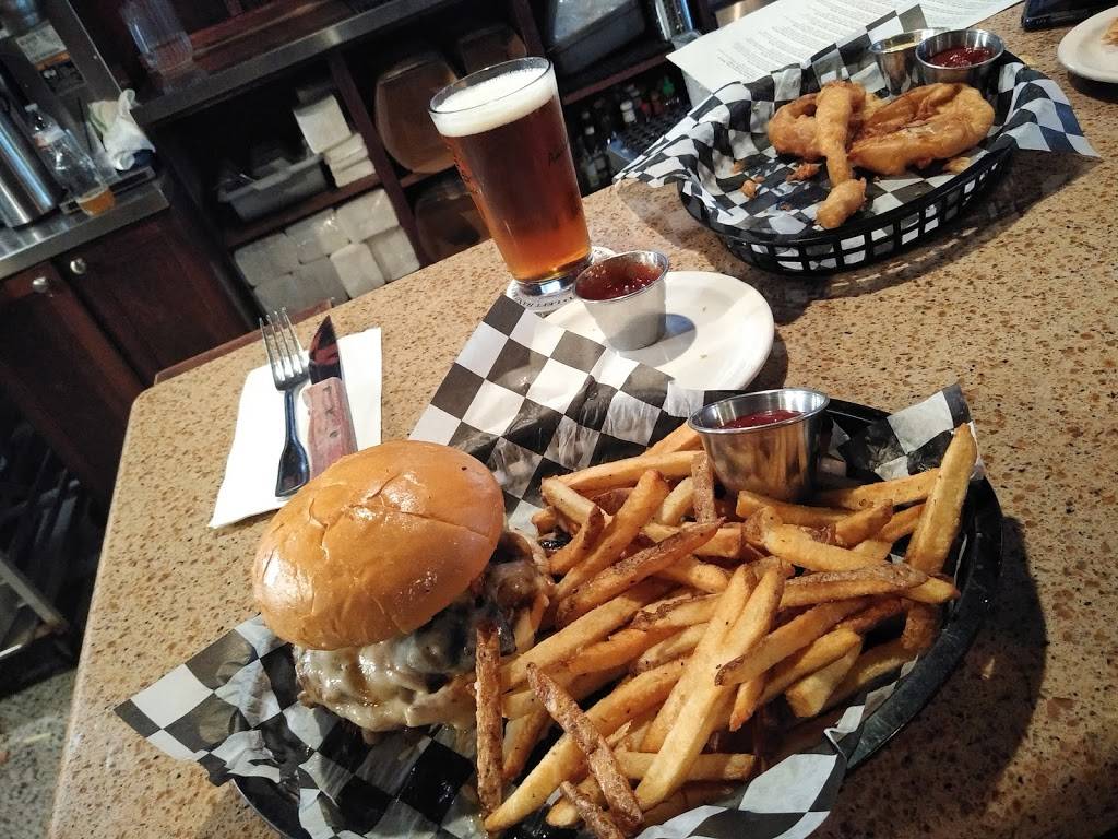 Busters On 28th | restaurant | 4204 S 28th Ave, Minneapolis, MN 55406, USA | 6127290911 OR +1 612-729-0911