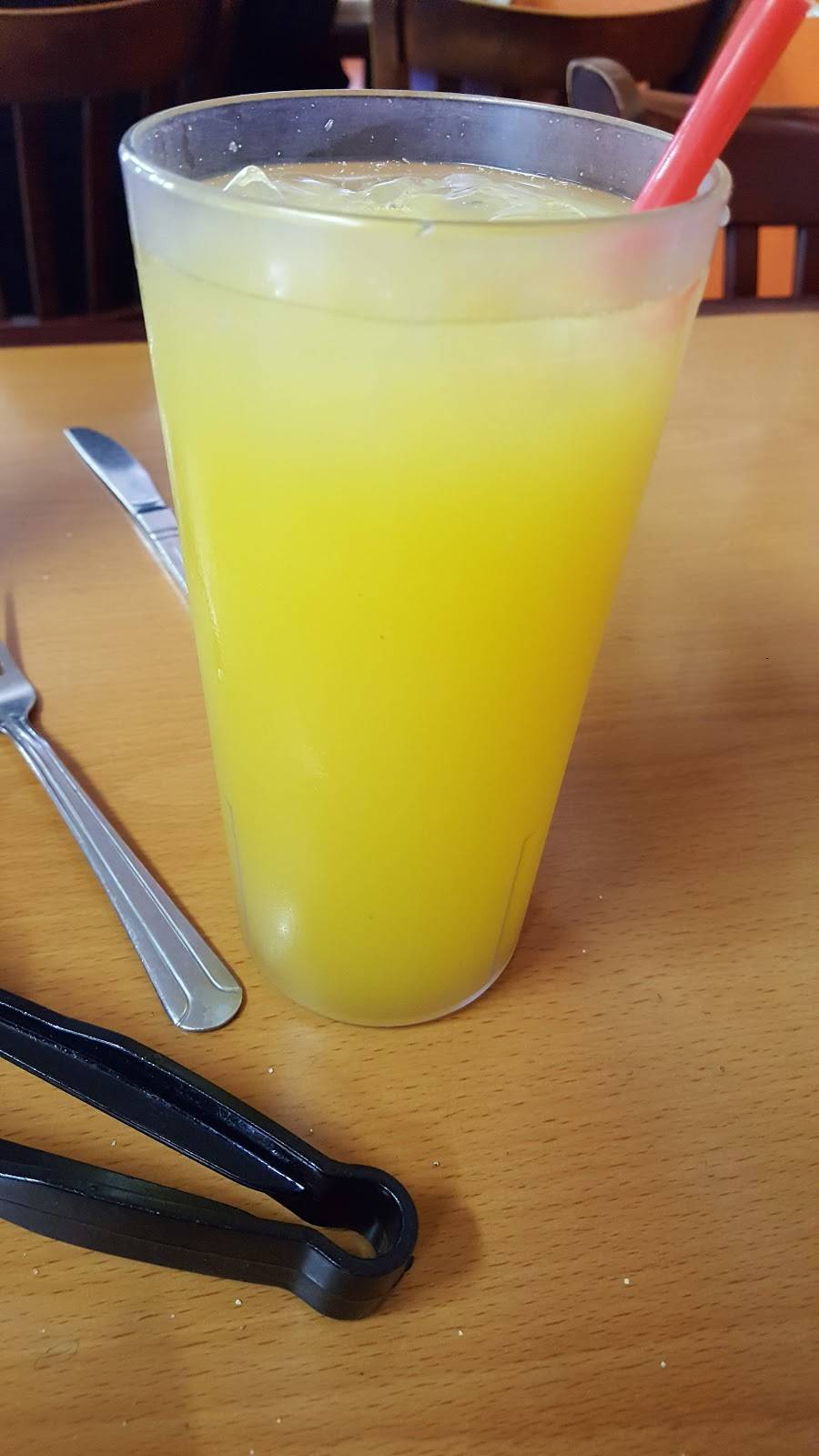 La Guanaquita | restaurant | 801 Pacific Coast Hwy, Long Beach, CA 90806, USA | 5629127830 OR +1 562-912-7830