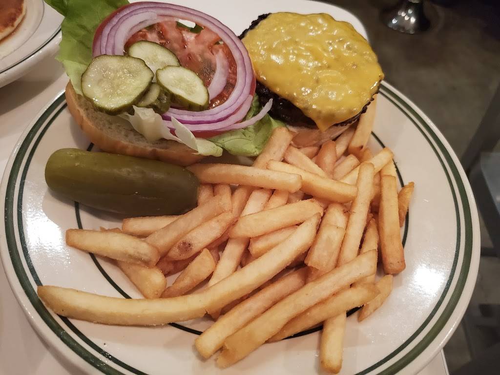 Golden Diner | restaurant | 123 Madison St, New York, NY 10002, USA | 9174727800 OR +1 917-472-7800