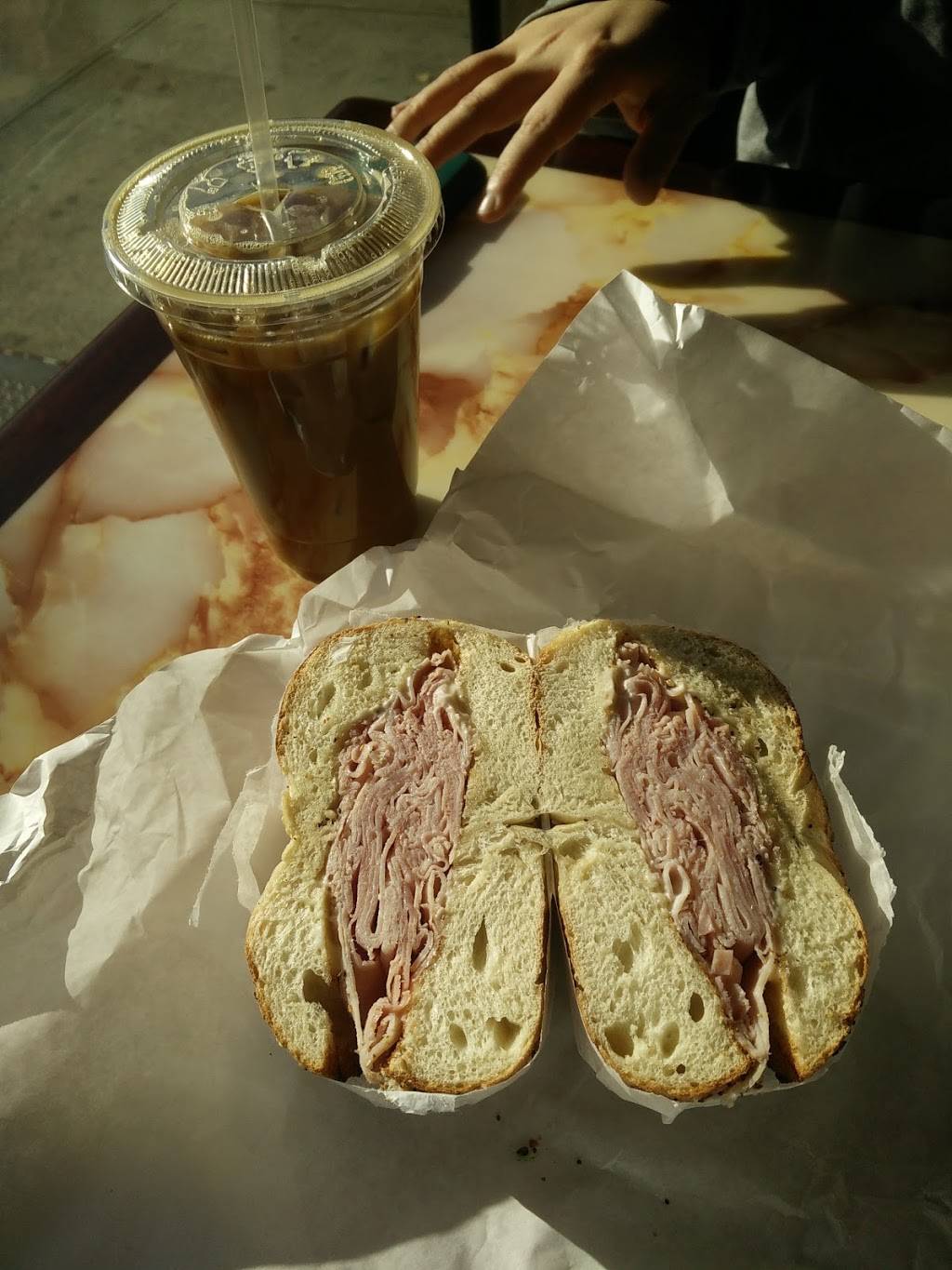 Bagels & Brew | bakery | 4305 Broadway, Astoria, NY 11103, USA | 7185454440 OR +1 718-545-4440